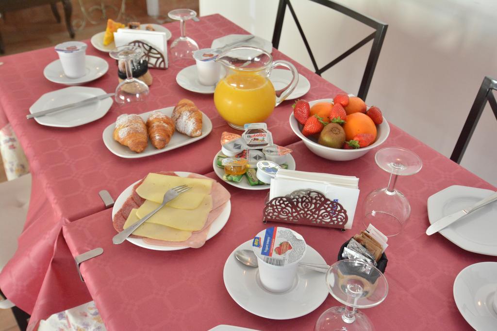 Hotel Galassi Нумана Екстериор снимка