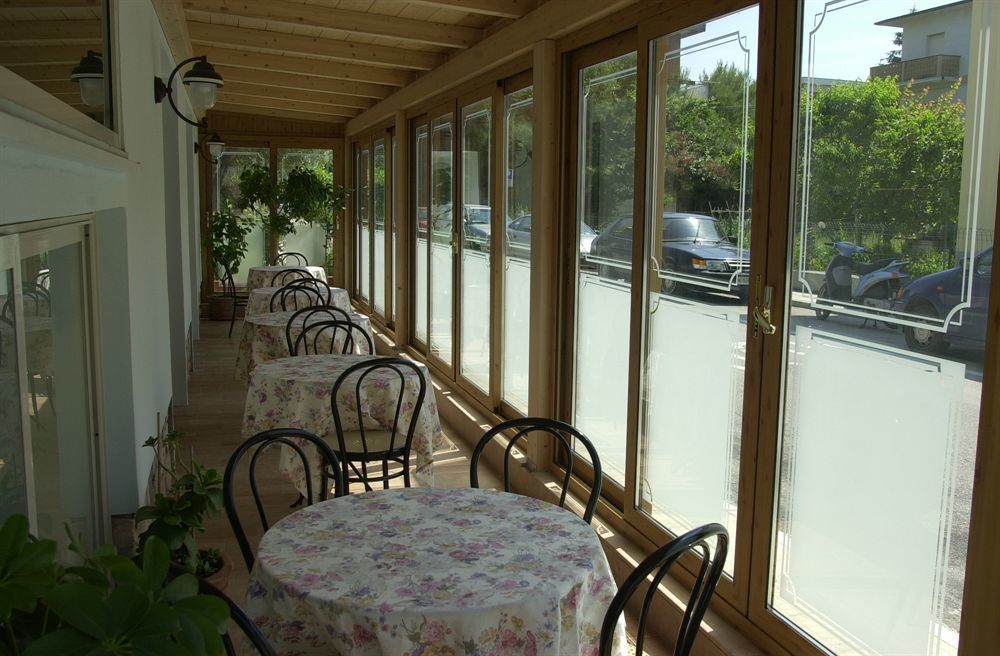 Hotel Galassi Нумана Екстериор снимка